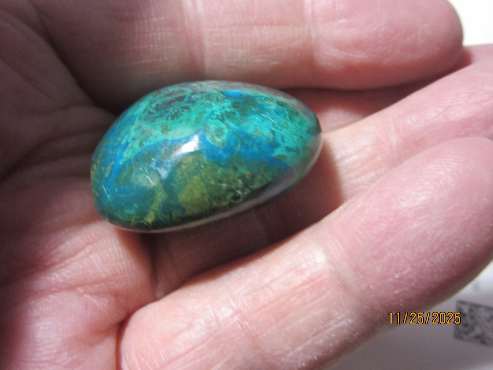 Tumbled Chrysocolla Multicolor 1 1/4 Inch Gemstone Collectible TCMGC-1.25