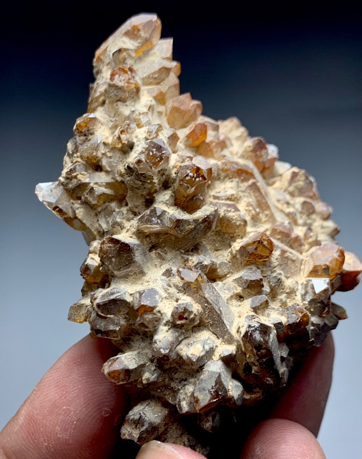 380CT Terminated Natural Quartz Crystals Bunch Specimen From Afghanistan