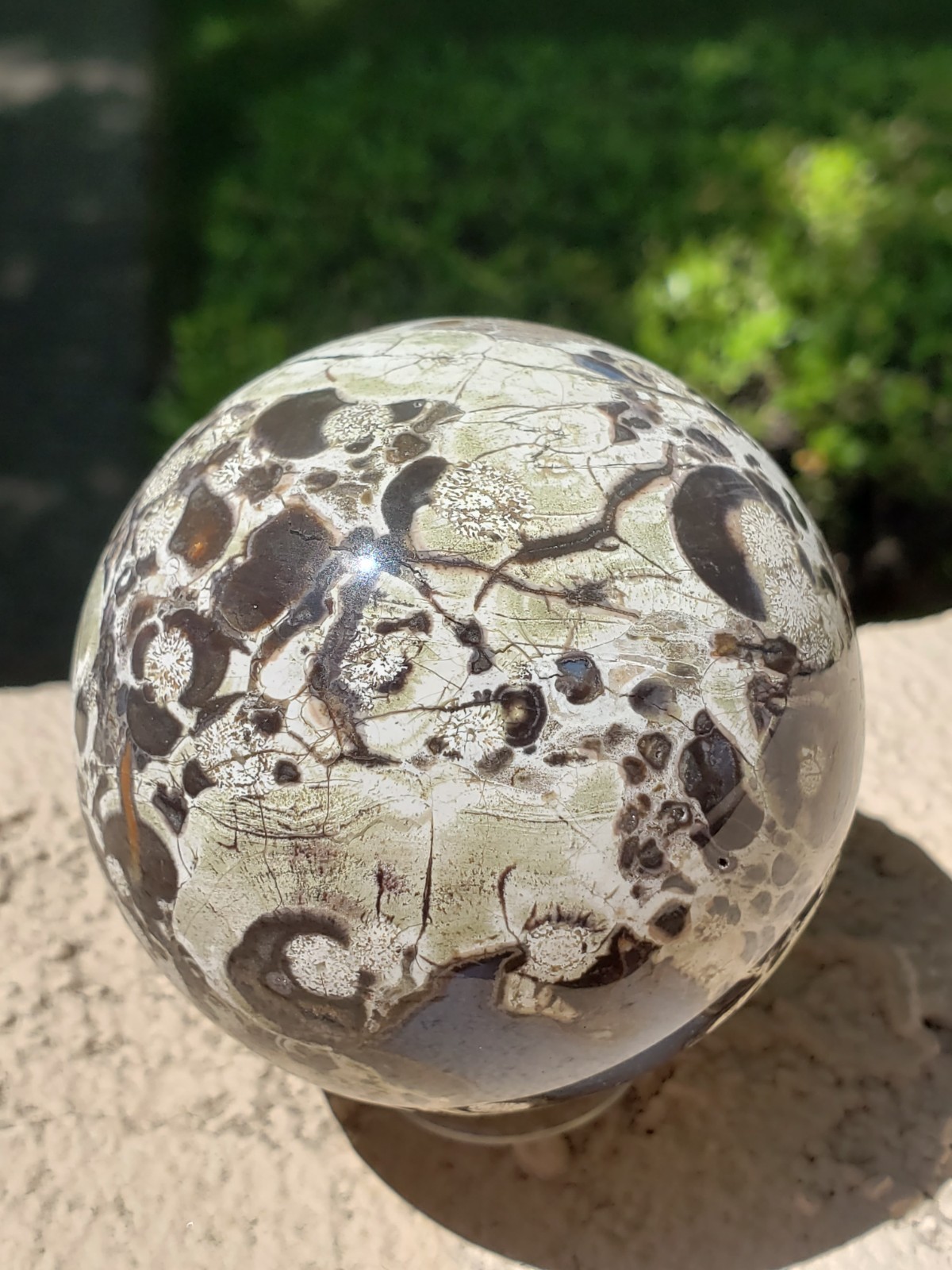 2.8″ Money Agate UV Crystal Druzy Sphere Orb Ball, 448g or 1 lb