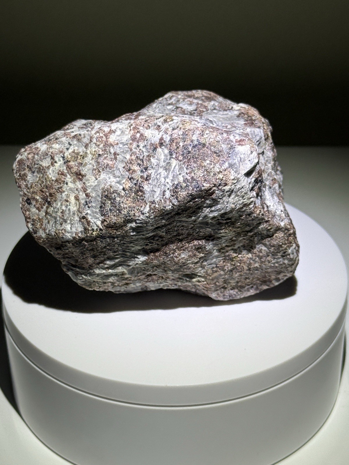 VIBRANT Calcite, Willemite, & Franklinite Fluorescent Mineral Specimen – NJ