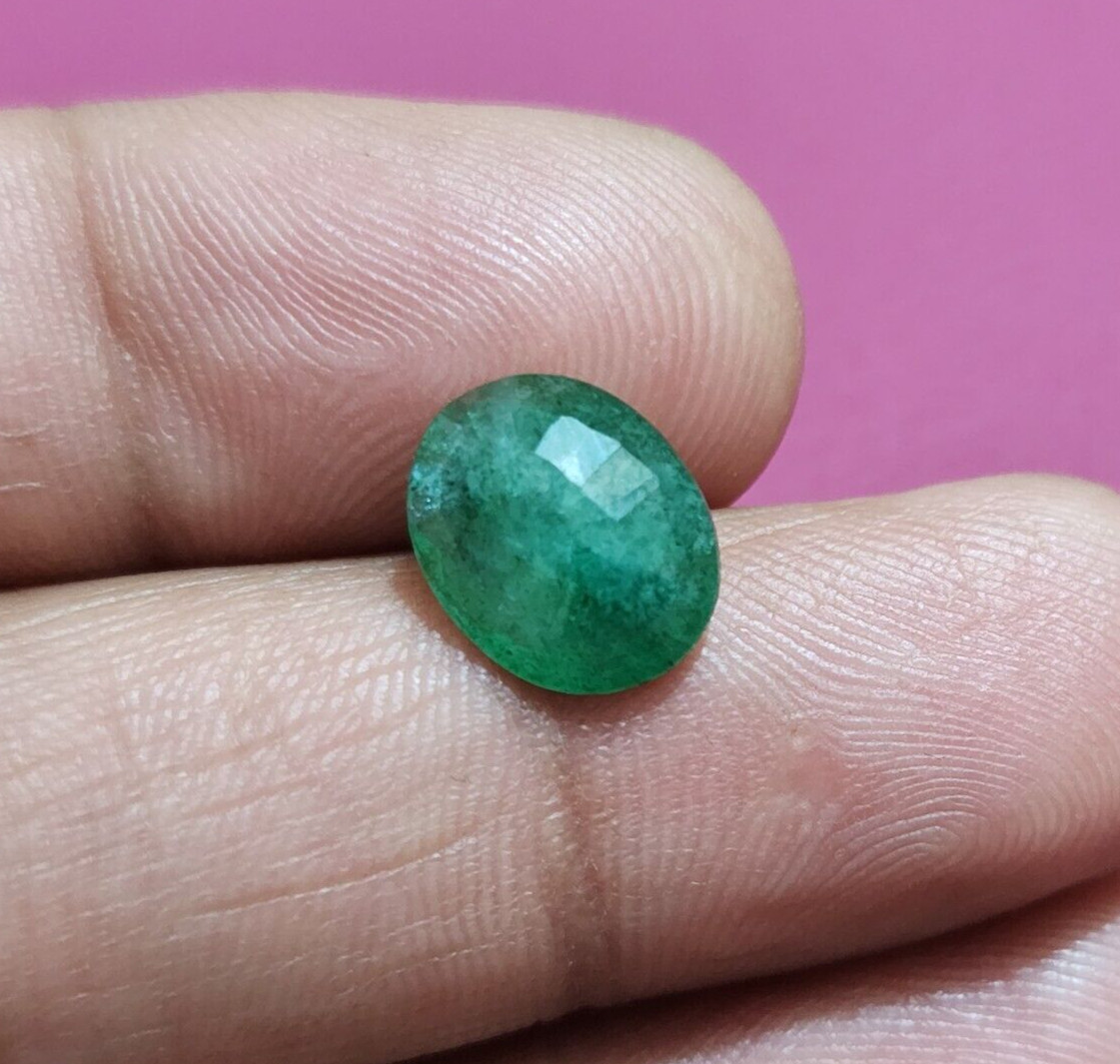 Beautiful Natural Top Zambian Emerald Faceted Oval Shape 3.60 Crt Loose Gemstone