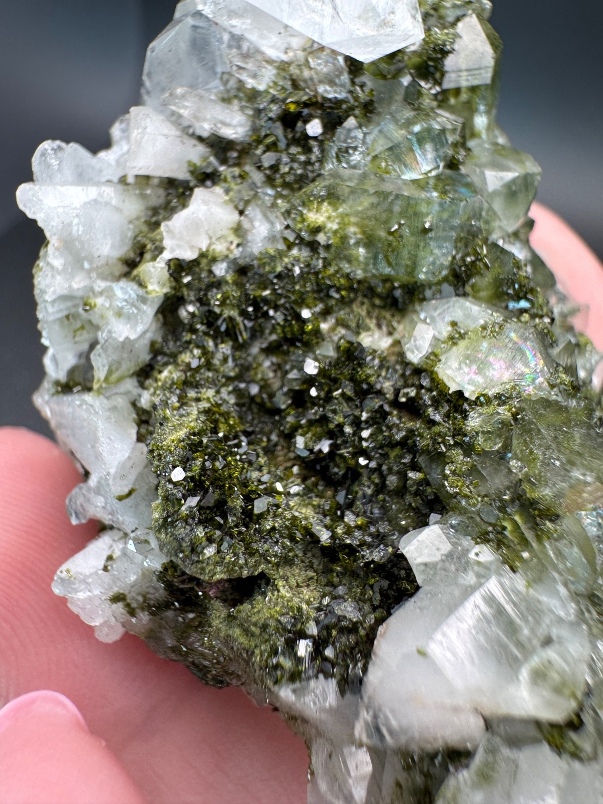 6827 Turkey “Forest” Epidote with Quartz 62g