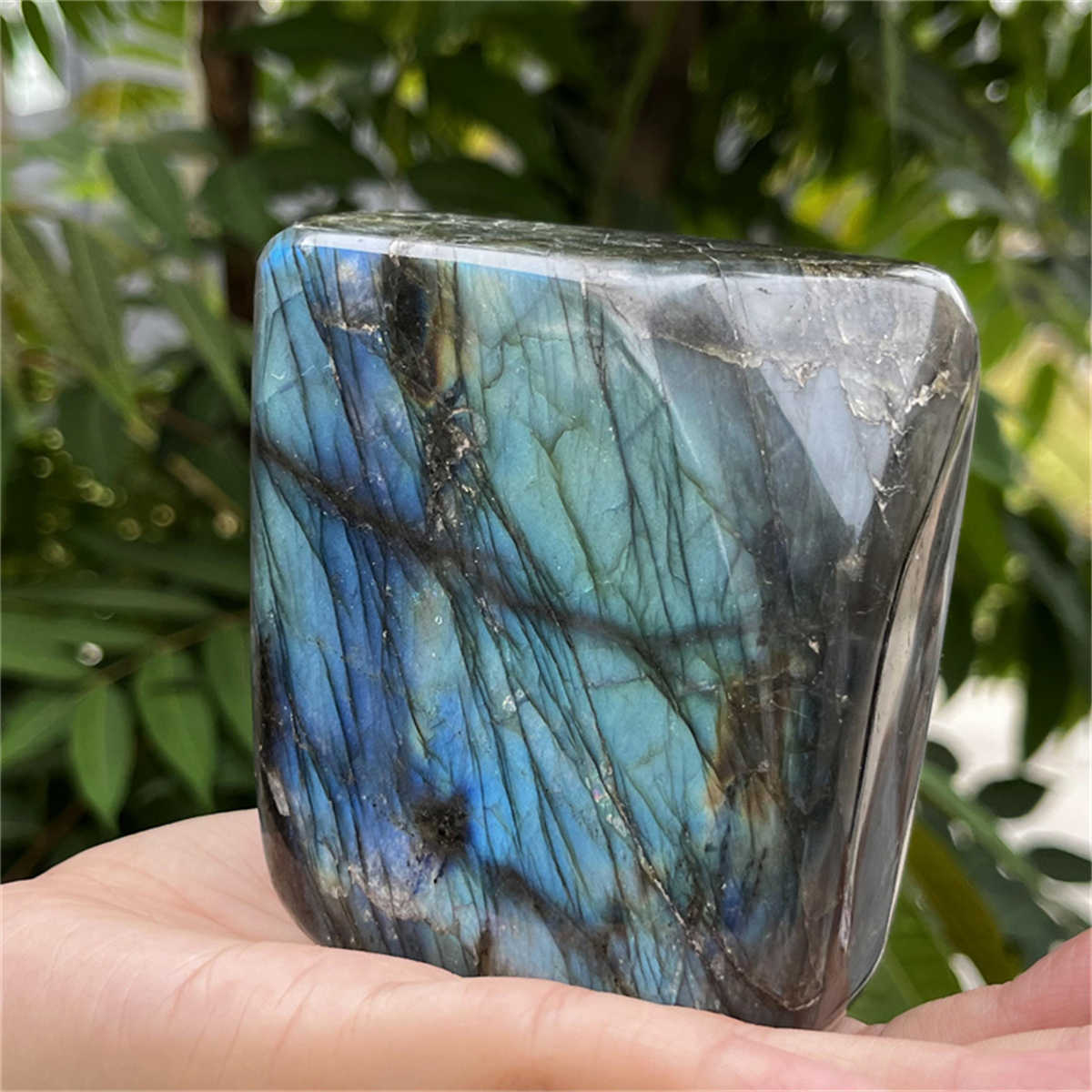 690g Natural Labradorite Mineral Quartz Crystal Mineral Reiki healing