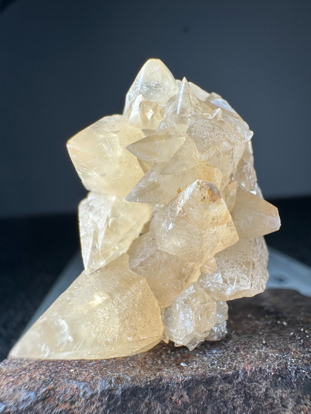 ➤ 1-1/2″ CALCITE CRYSTAL CLUSTER SPECIMEN – Pugh Quarry Ohio VIDEO➤893
