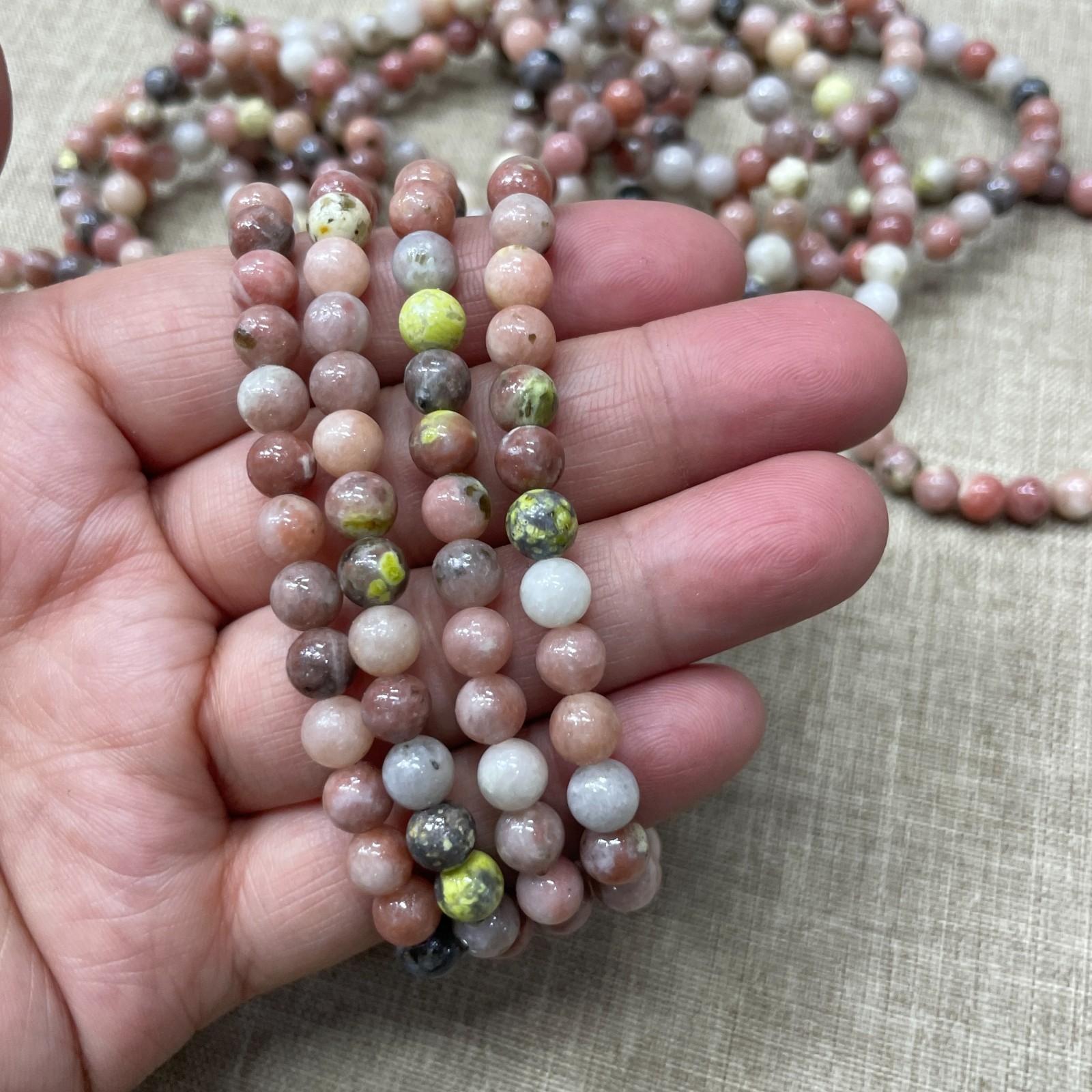 Wholesale 1 Pcs beautiful Stone ball beads 6mm 7.5” crystal Stretch Bracelet