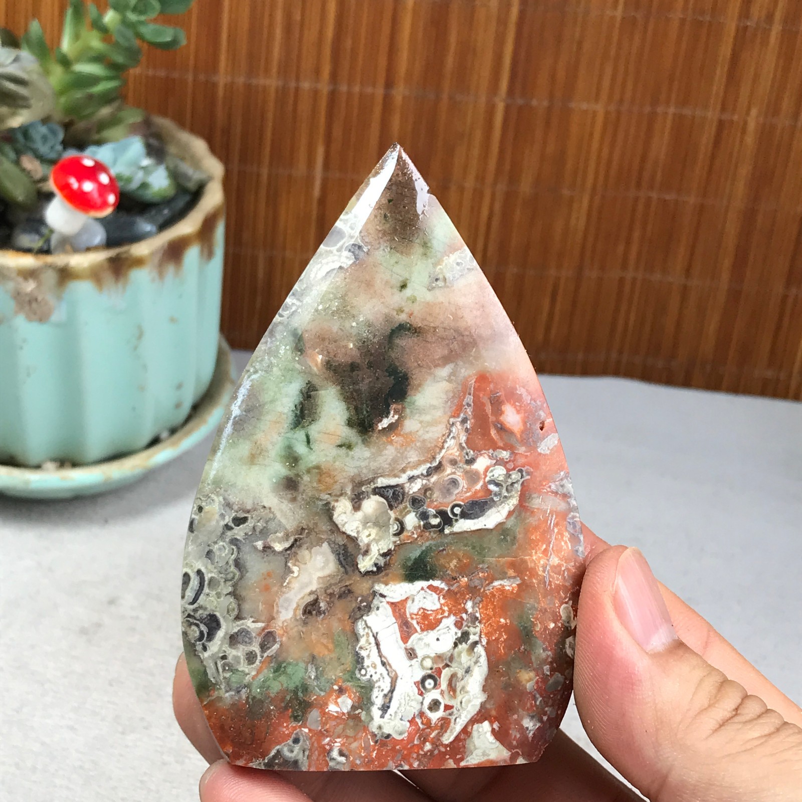 Natural money Mexico agate hand carve leaf Crystal Specimen free standing A6271