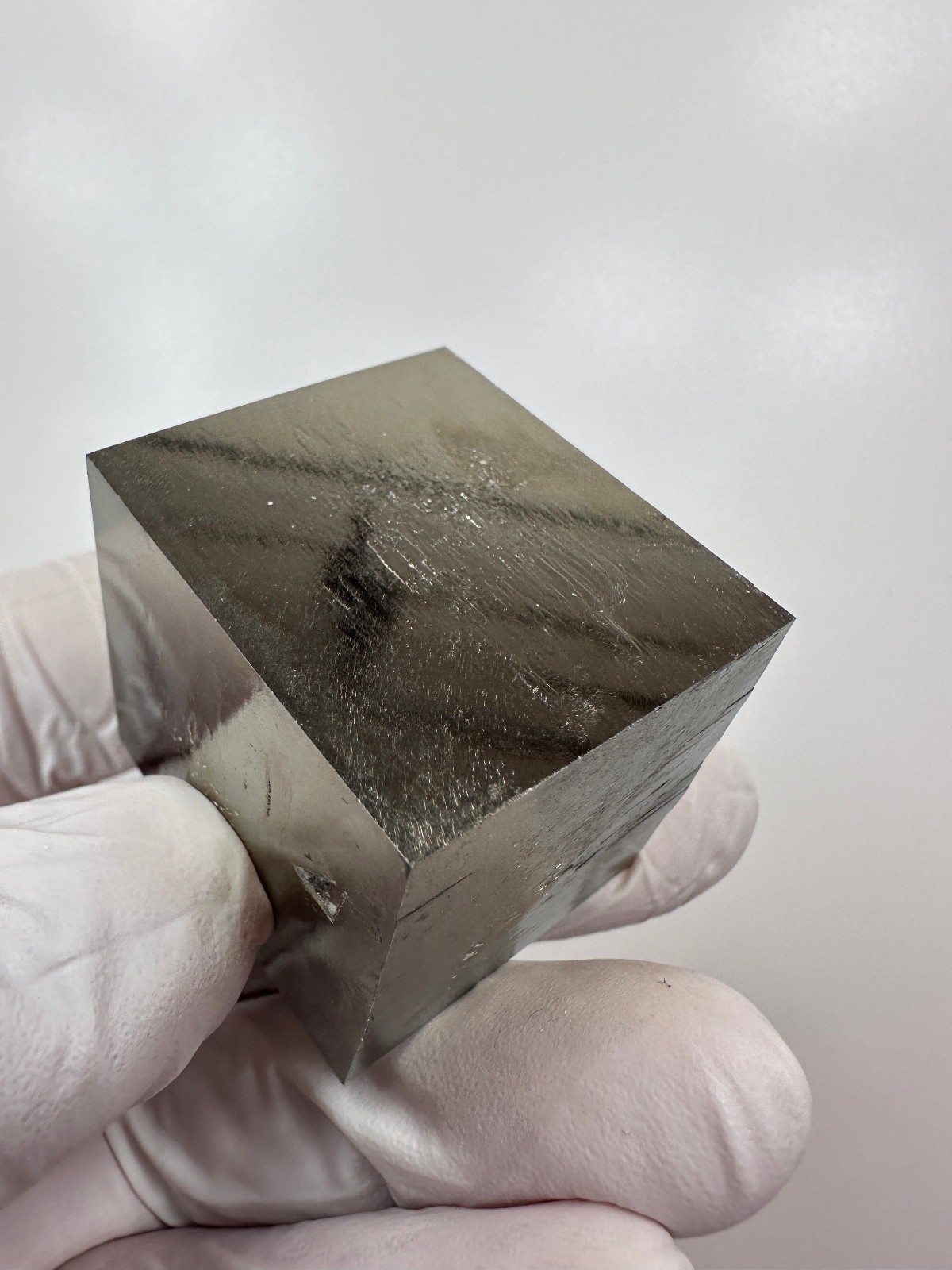 MIRROR SHINE__Beautiful Lusterous 1 3/8 ” Pyrite Cube__Navajun Mine, Spain