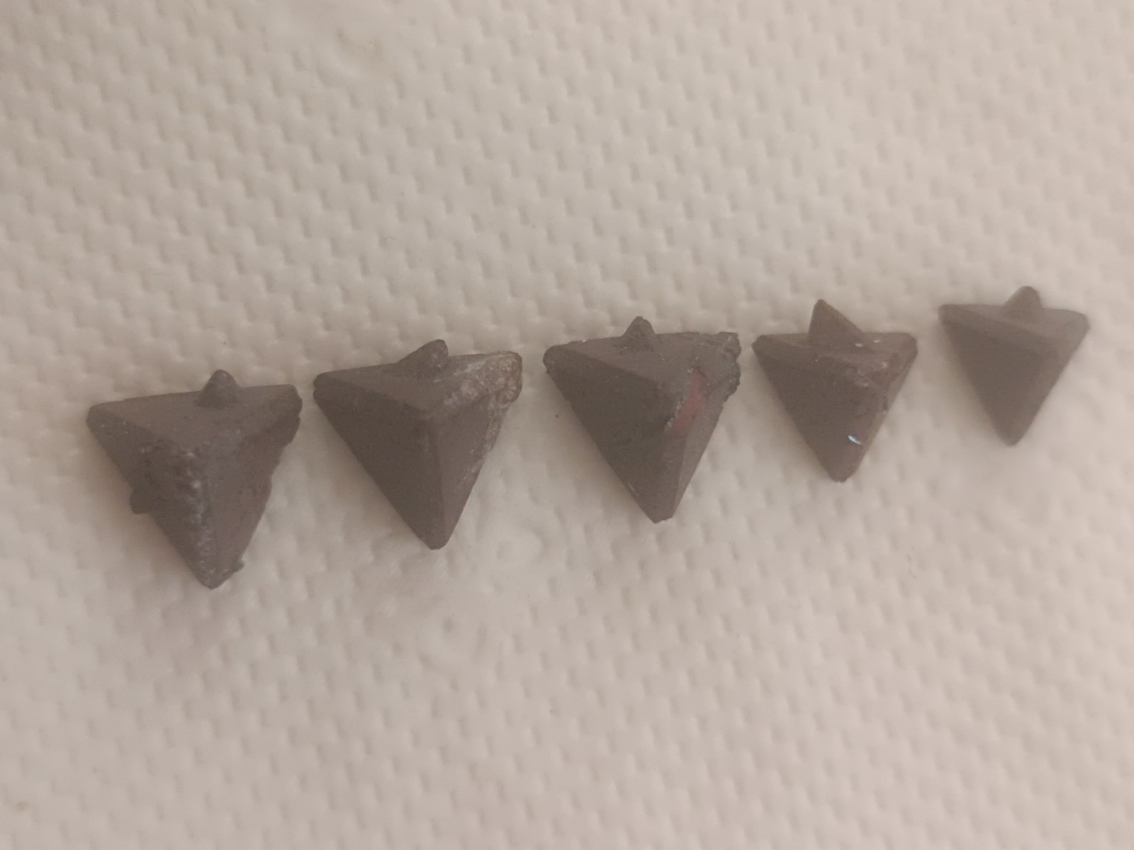 Free Shipping 5 rare Triangle Brown zunyite Crystals (9 mm to 12 mm edge size)