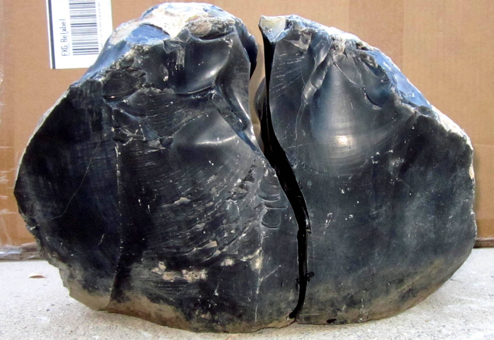 BLACK GLASS OBSIDIAN 42 LBS TOTAL 1 LG ROCK THAT SPLIT IN 2 PC NATURAL RAW ROUGH