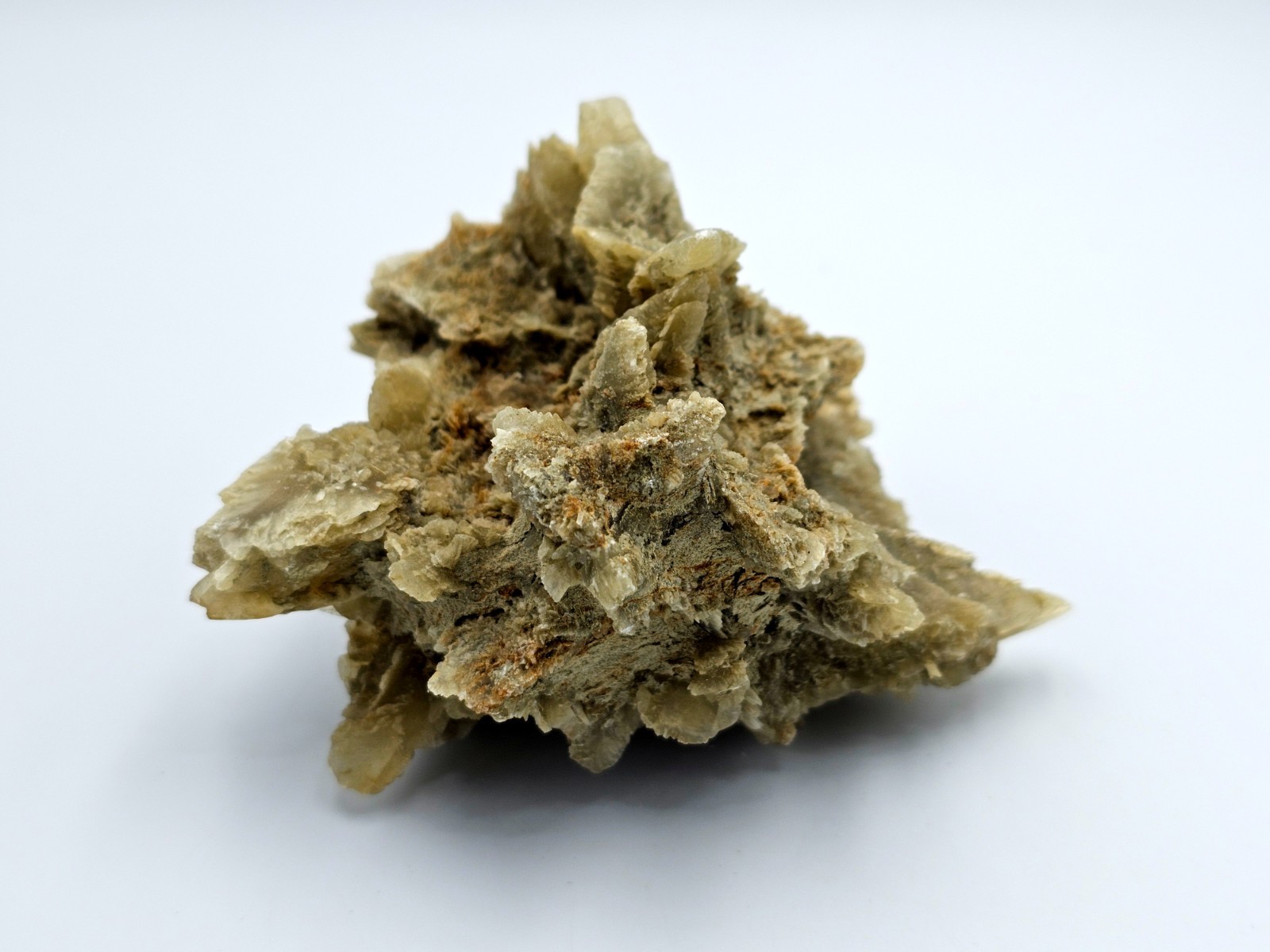 Gypsum crystal, Desert Rose 208 g – a unique Ukrainian sample with fluorescent