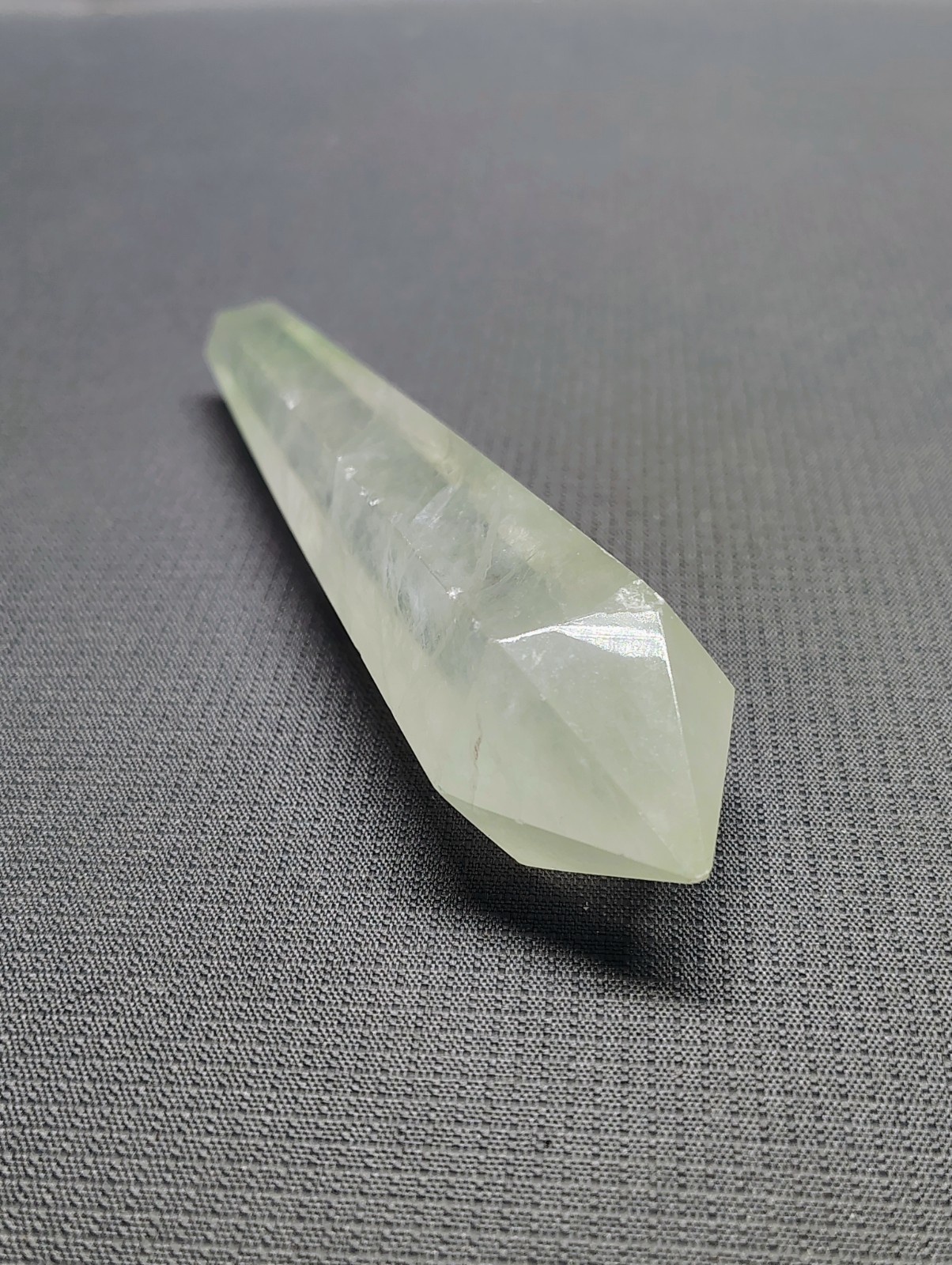 Set of 2 Wand Prism Towers – Quartz & Rose Quartz – 4″ & 5.25″ 204g