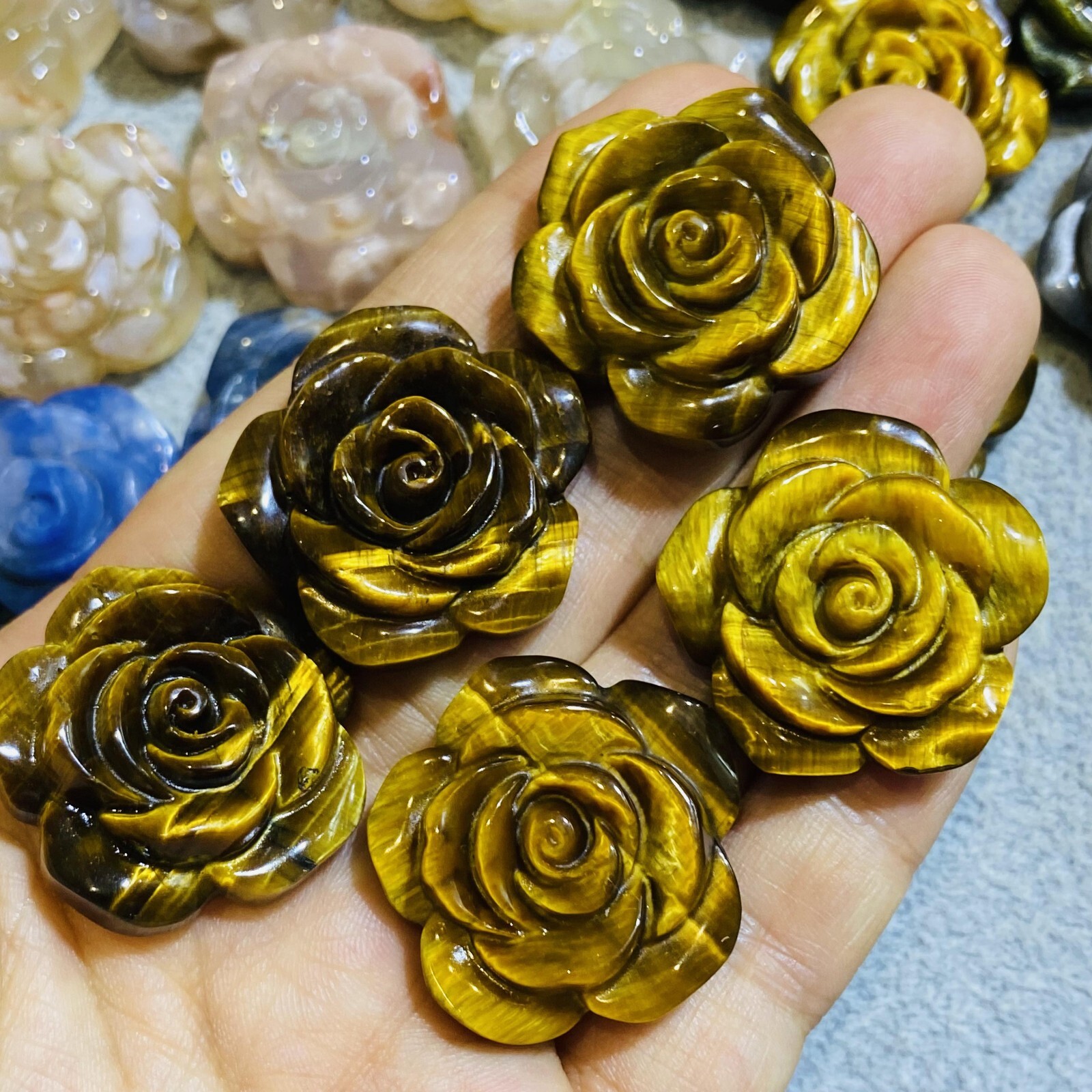 Natural Tiger’s eye Quartz roses flowers skull hand carved reiki Healing 1pc