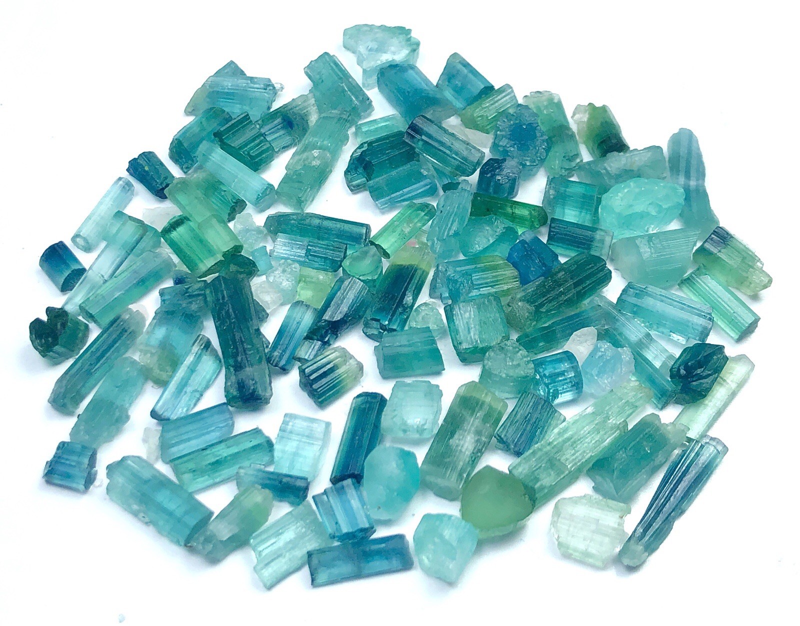 Beautiful an amazing naturel top quality bluesh color tourmaline rough lot