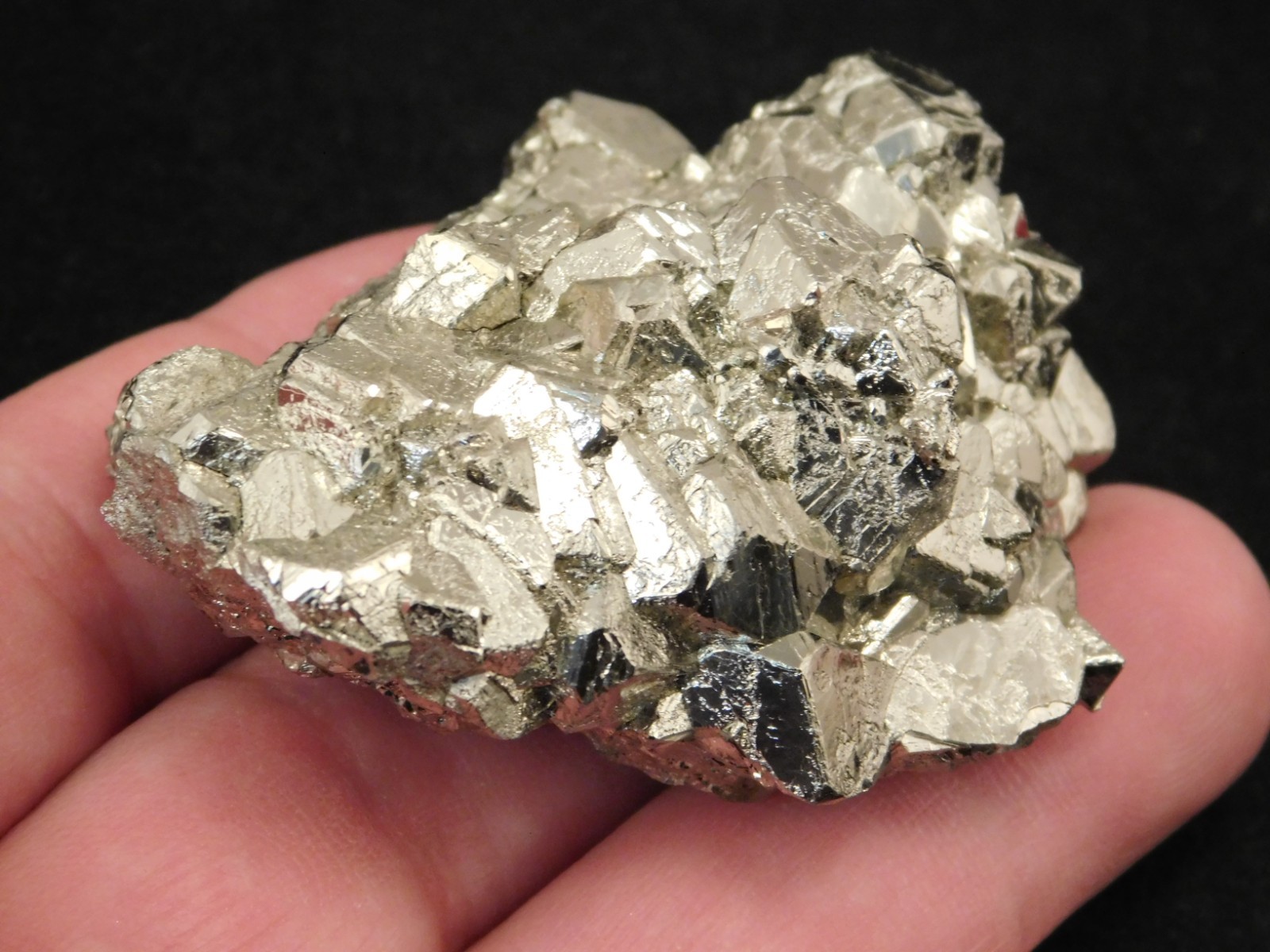 RHOMBIC PYRITE Crystal Cluster 100% Natural Peru 128gr