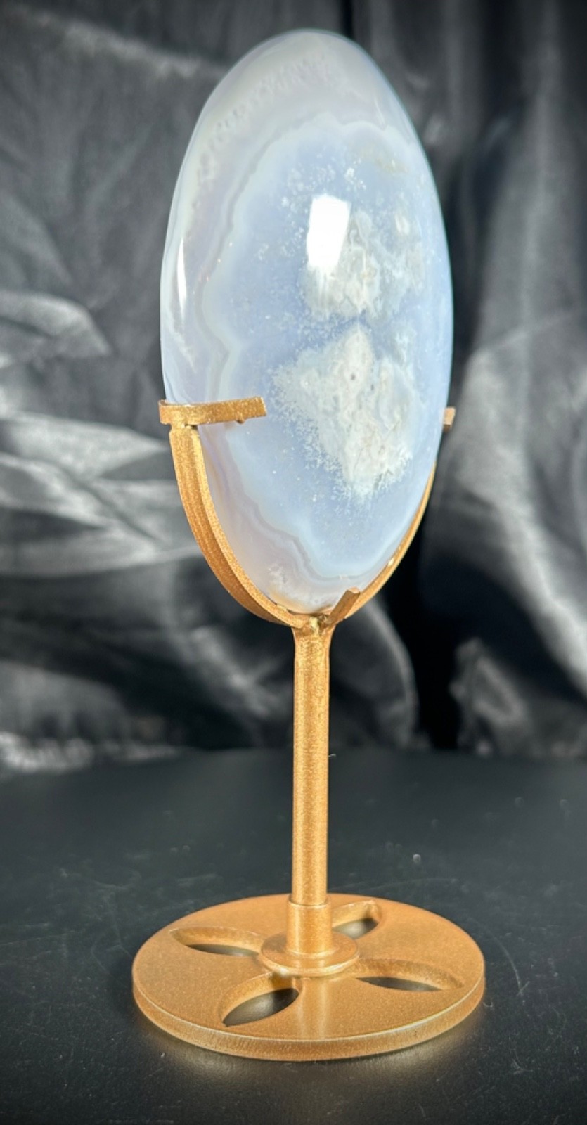 3.6″ Elegant Blue Lace Agate Ornament With Metal Stand 8oz (227 grams)