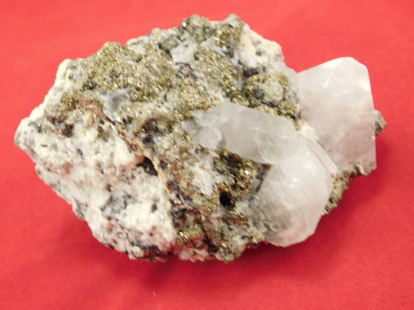 FLUORESCENT Calcite Crystal Cluster with CHALCOPYRITE! Peru 185gr