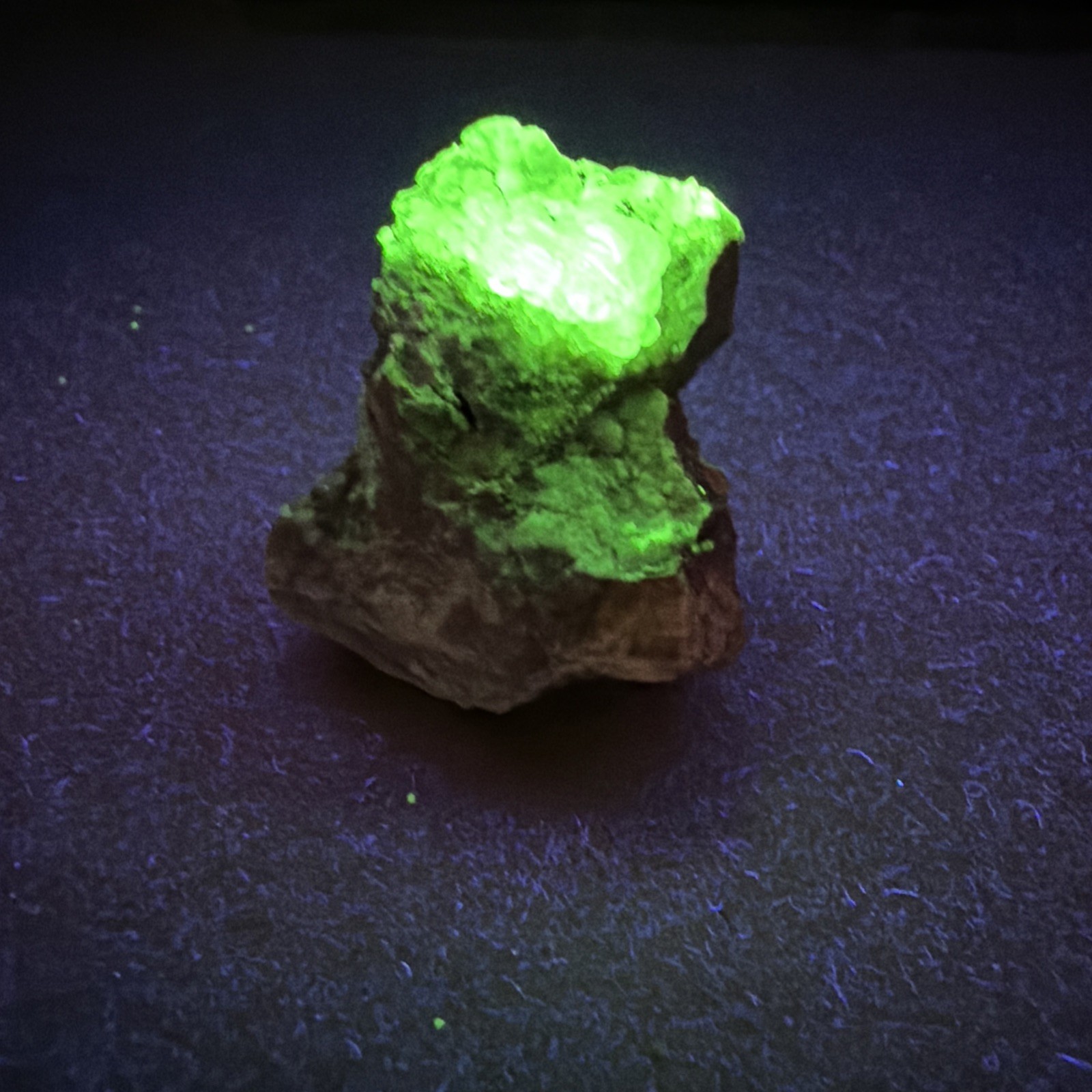 Hyalite Opal in Matrix from Ojuela Mine, Mapimi, Durango, Mexico 21.4 g