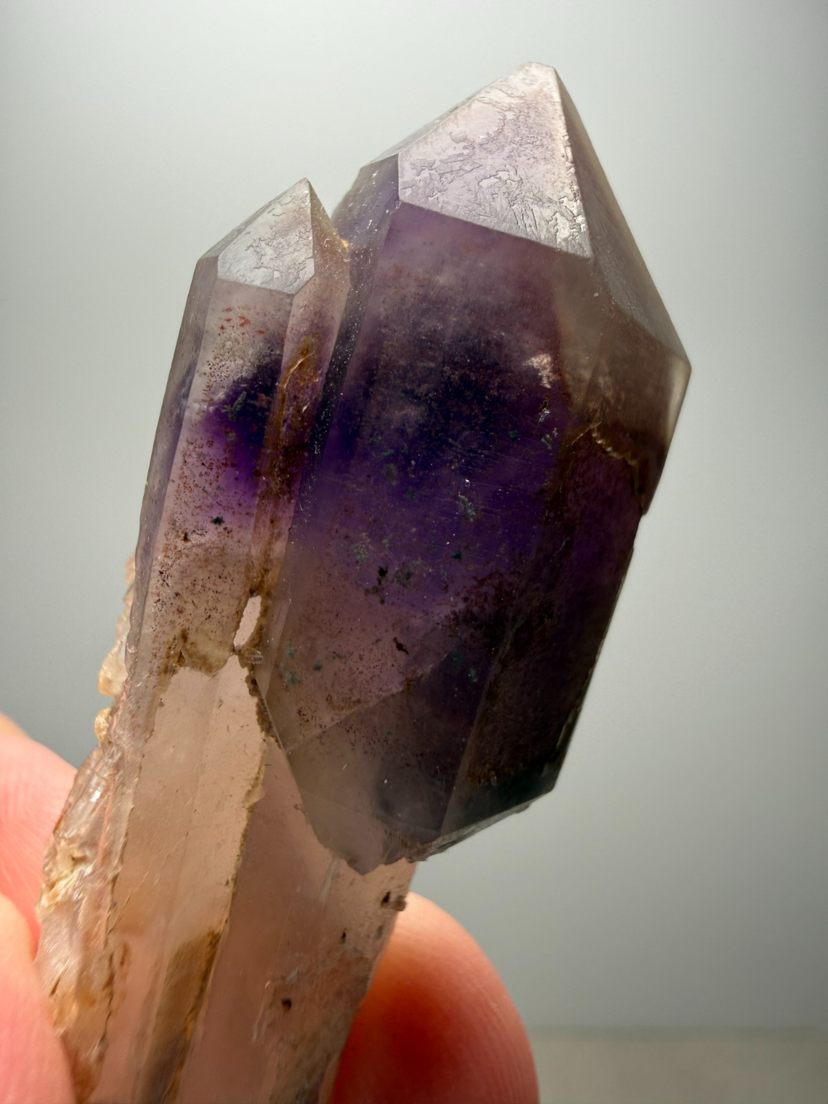 OLD STOCK! Rare Amethyst Scepter with amazing color! Orange River, South Africa!