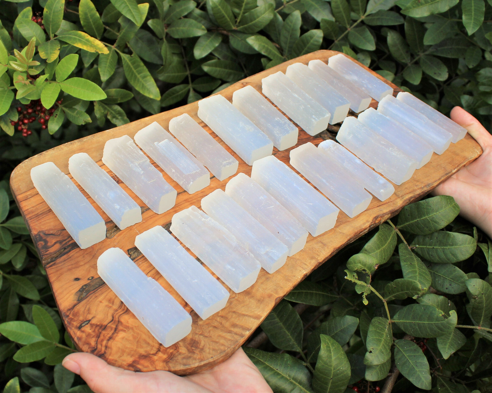2 lb Bulk Wholesale Lot 2.5″ – 3″ Selenite Sticks (Selenite Logs, Crystal Wands)