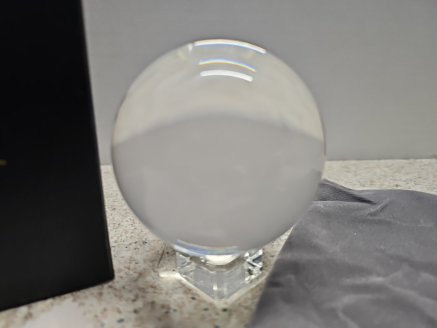 JIHUI Crystal Sphere With Stand In Box