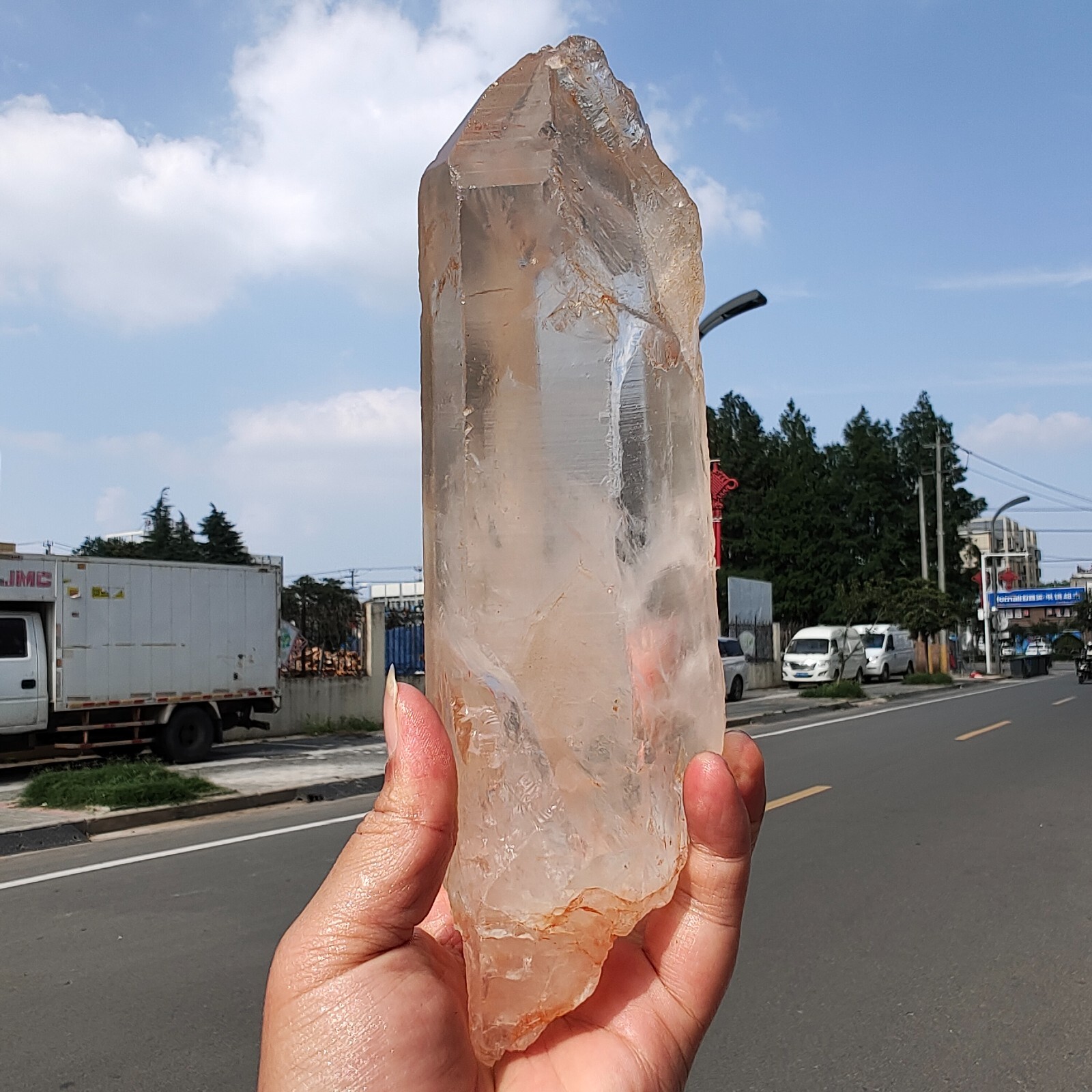 2.71LB Bright LEMURIAN Healer Quartz Crystal RECORD KEEPER Dazzling X889