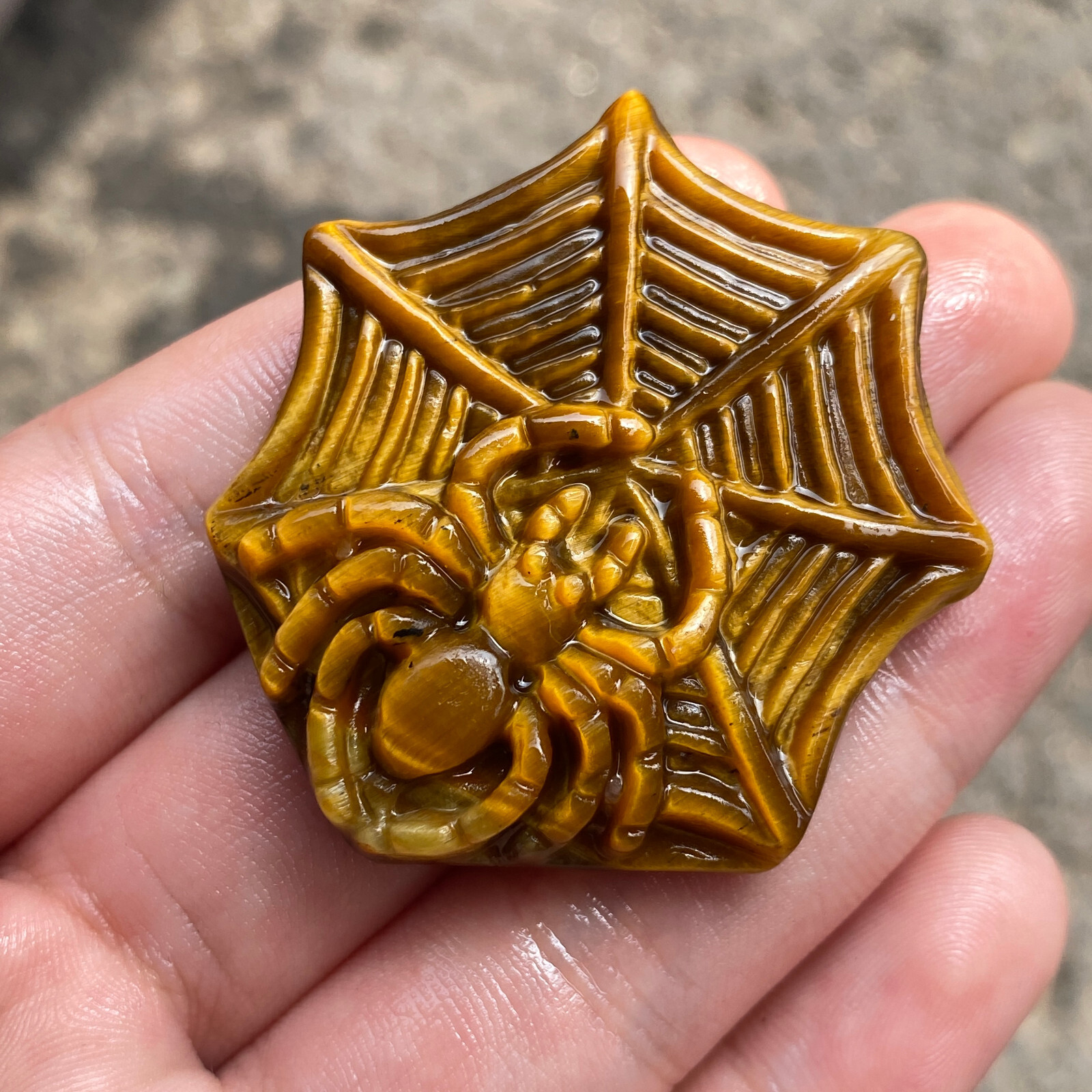 1pc Natural tiger’s-eye hand carved spider Quartz Crystal reiki Healing gift