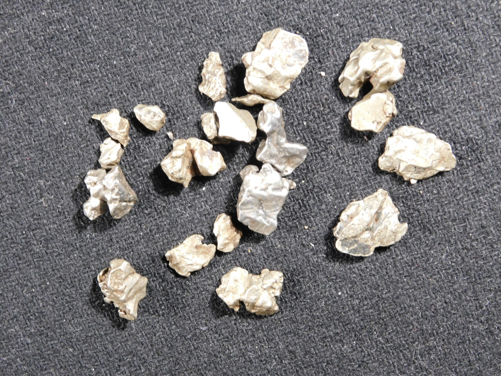 Big Lot of Little Campo Del Cielo METEORITES 100% Authentic Argentina 20.0gr