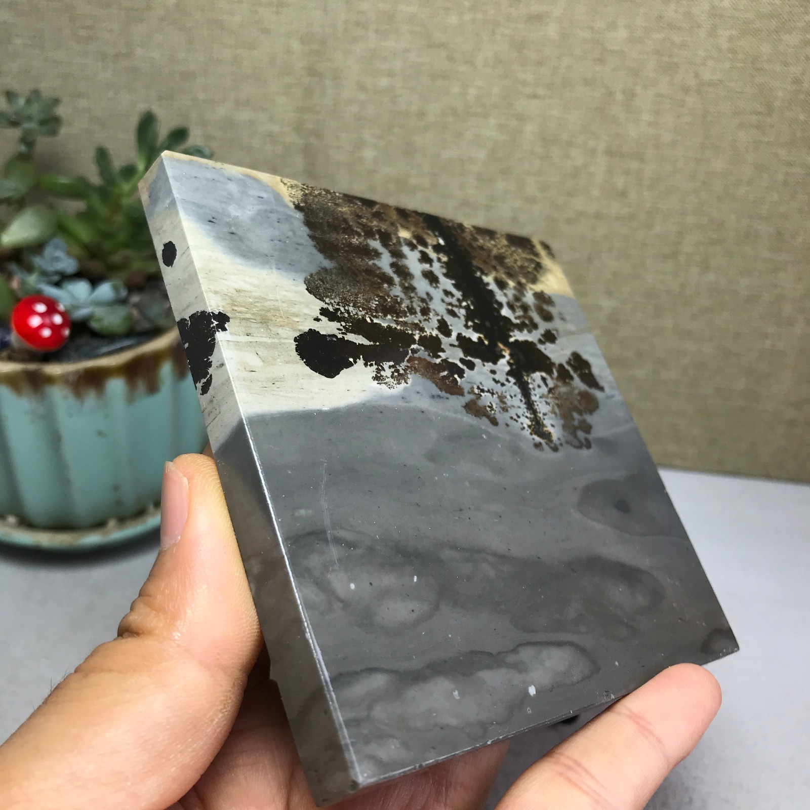 Natural Chinese painting stone crystal ornaments for home decoration 238g A5279