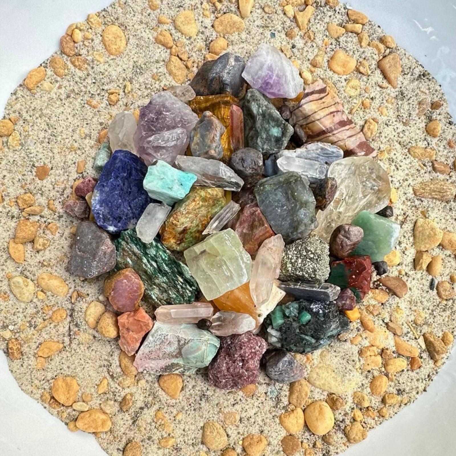 Gemstone Paydirt 5lb Classic Gem Bag – Rough Stone Mix Rock Tumbling Gem Mining