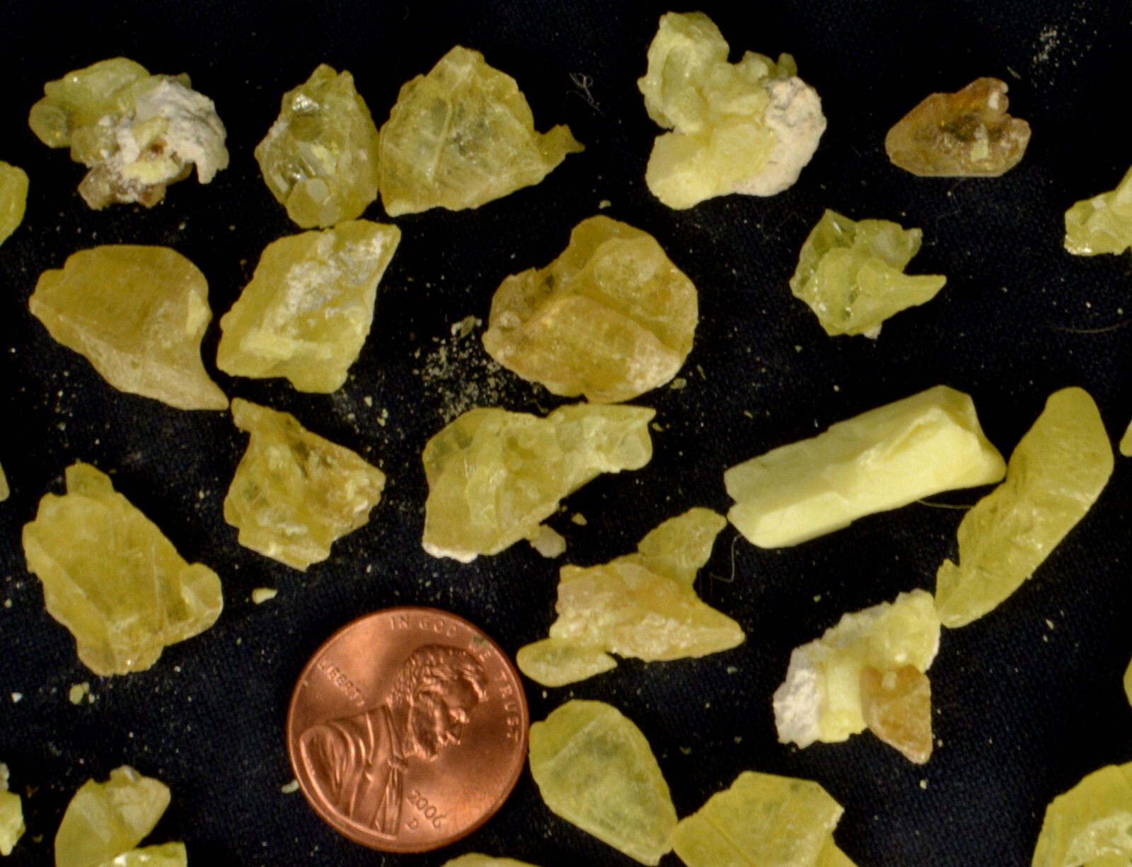 #9104 Sulfur Crystal – Alma Mine, New Mexico [ONE PIECE ONLY]
