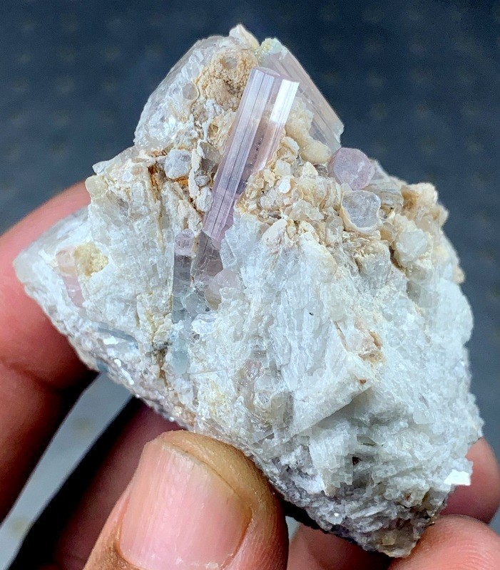 425 Carats beautiful Pink Tourmaline Specimen from Afghanistan