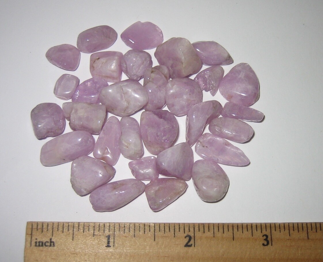 30 TUMBLED POLISHED SMALL 0.2″- 0.6″ KUNZITE CRYSTAL STONE MINERALS 52.4grams *2