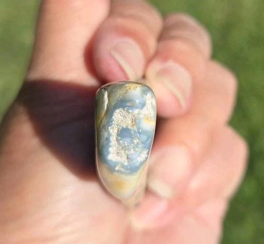 Polished Jasper Green Freeform Pieces 1 – 3.5 x 1.25 x 3/16″ 2 – 3 x 1.5 x 3/4″
