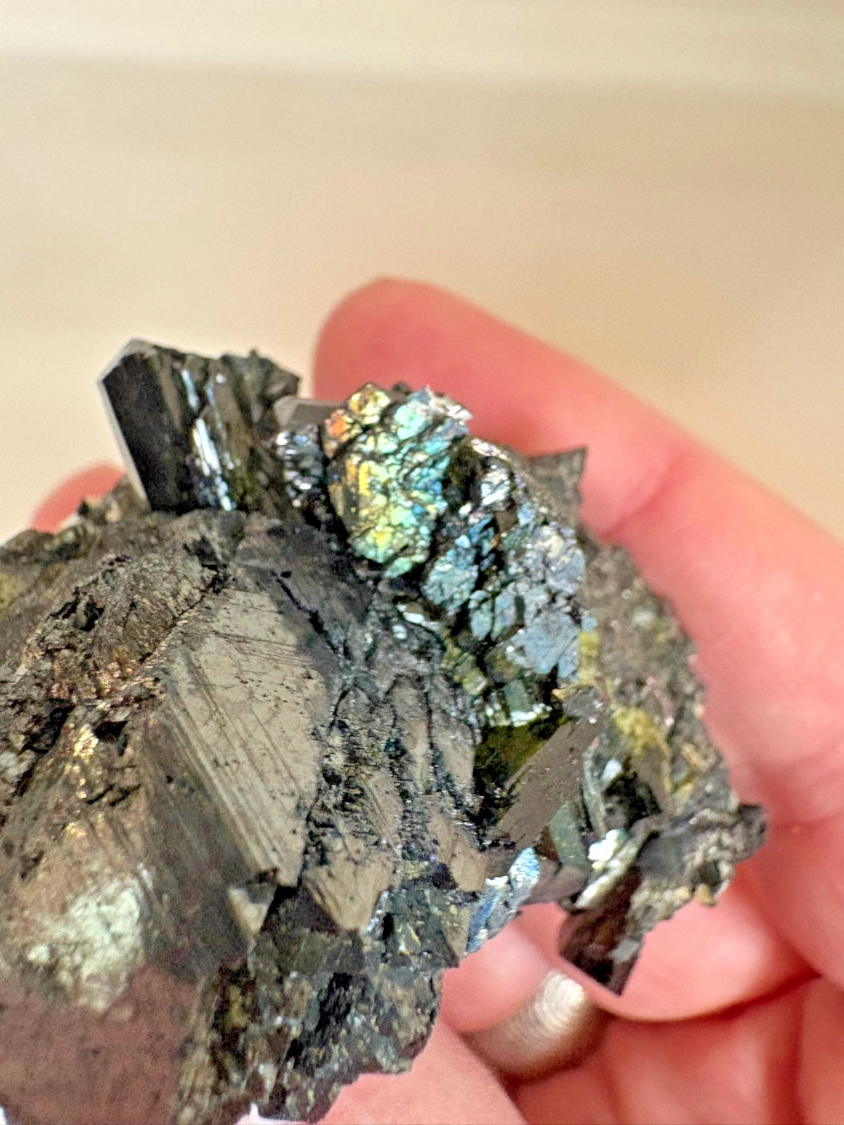 Magnetite, complex crystal, on Epidote, Cerro San Cristobal, Canete, Peru