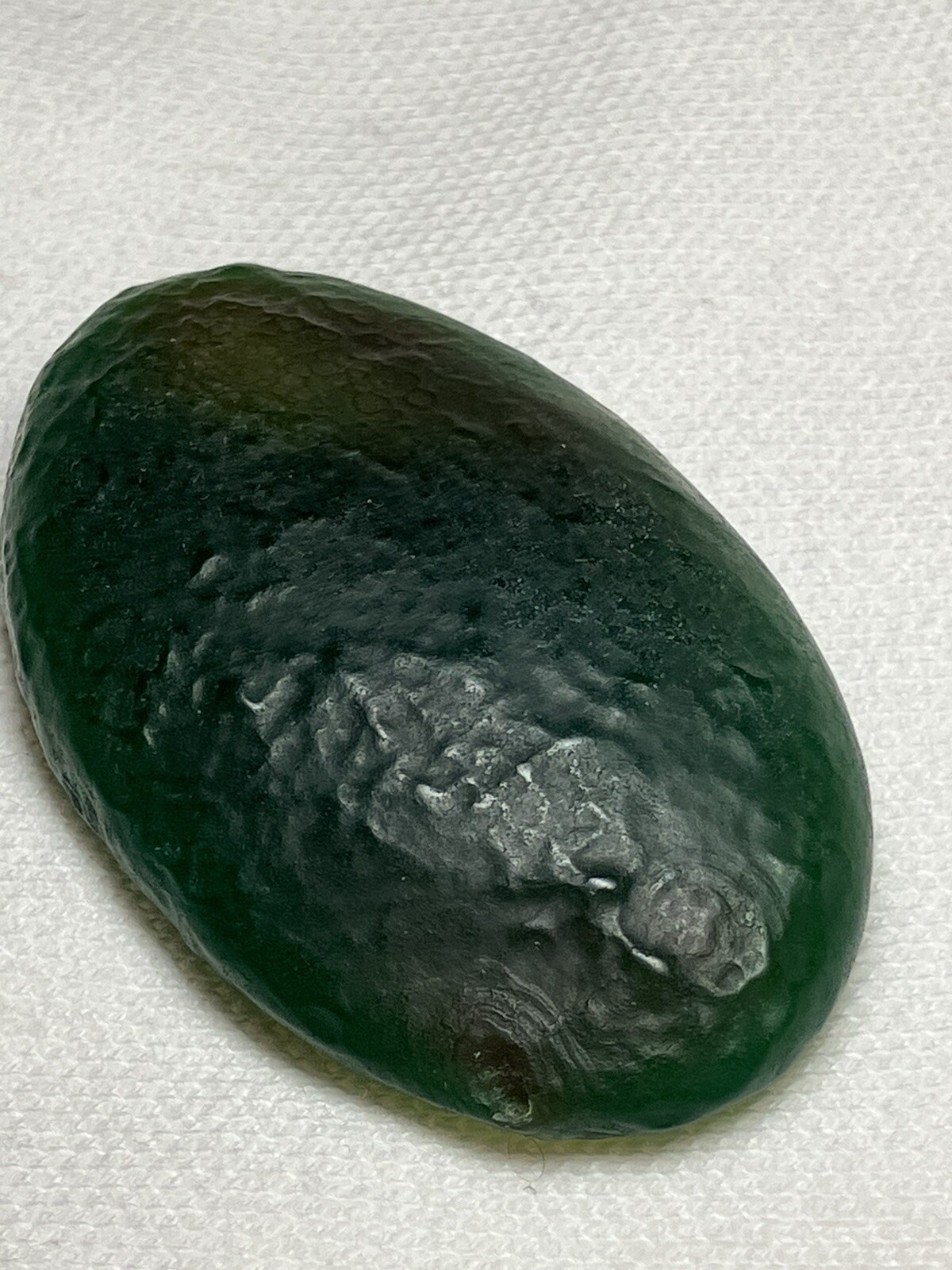 RARE Gobi Eye Agate Bonsai Suiseki Flat Palm Stone Green 18g