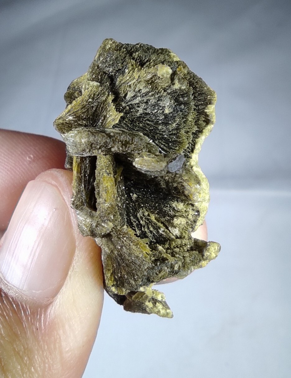 200gms Of Aesthetic Epidote Crystals Lot From Baluchistan, Pakistan.