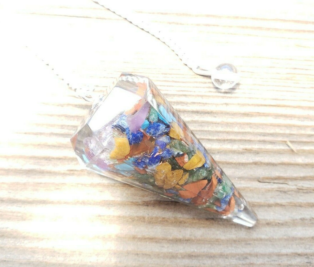 ORGONE 7 CHAKRA MIXED GEMSTONE FACETED ORGONITE PENDULUM