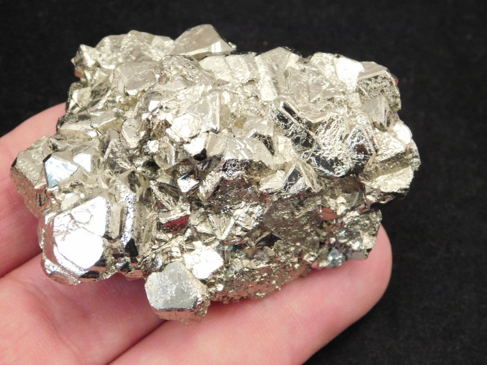 RHOMBIC PYRITE Crystal Cluster 100% Natural Peru 128gr
