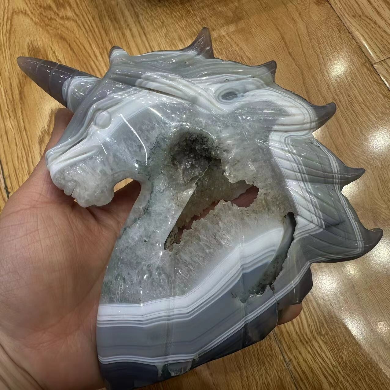 1pc Natural agate geode crystal quartz Carved unicorn skull Healing Decor Reiki