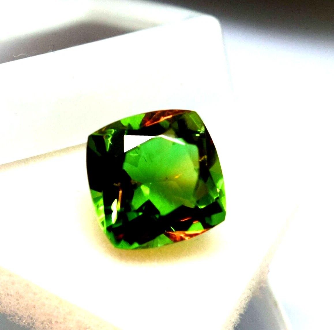 AAA+ Gemstone Cushion Cut Certified Color Changing Natural Alexandrite 8 Ct