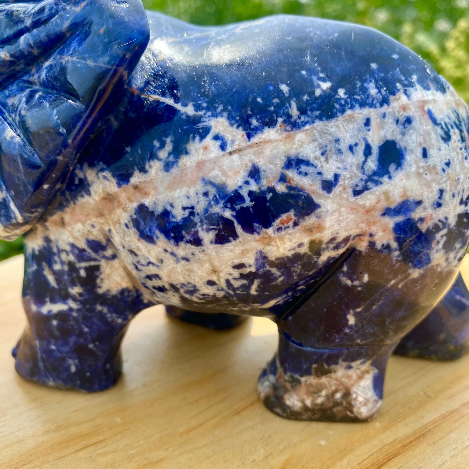 2.86LB Natural blue patterned stone carving image