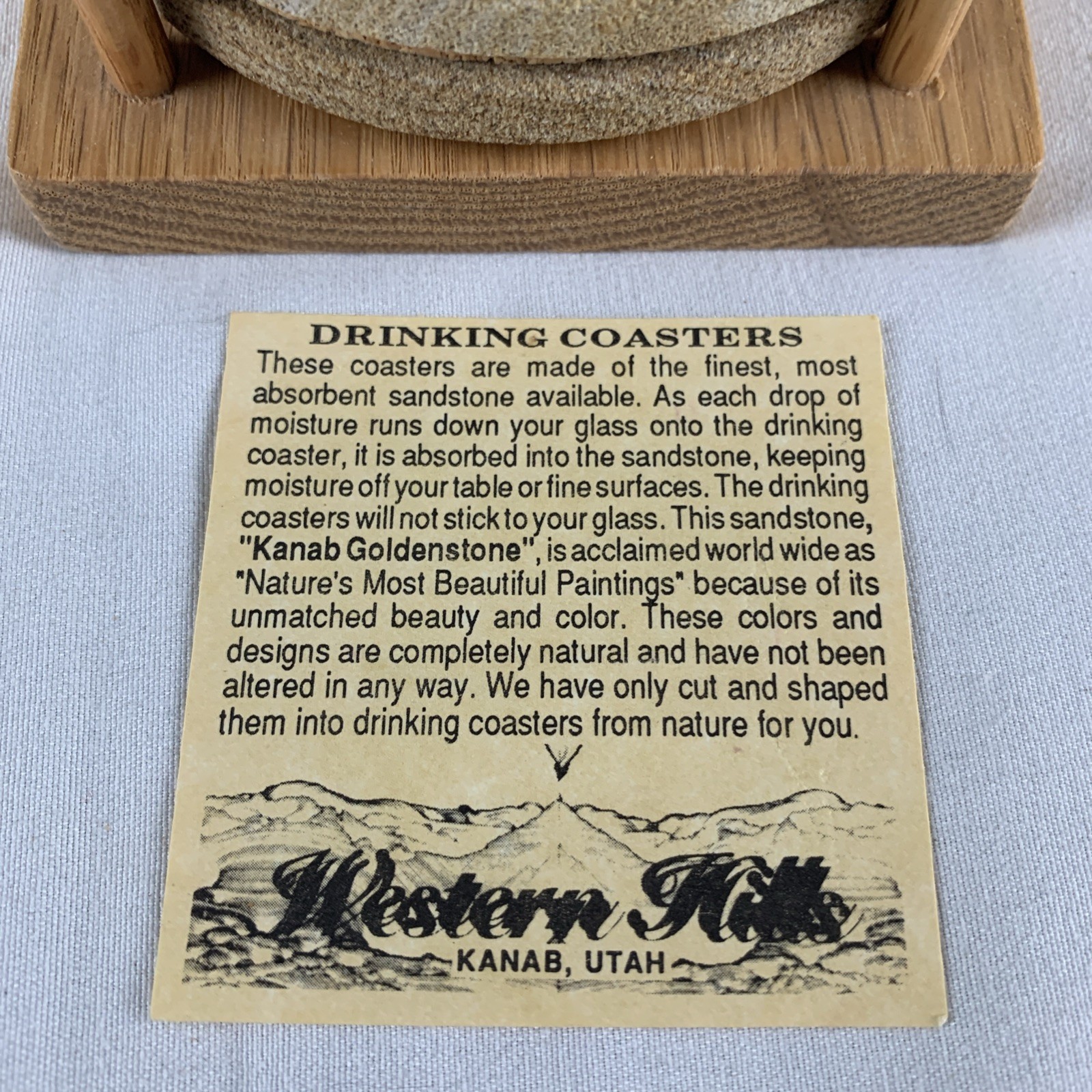Kanab Goldenstone Sandstone Set of 4 Coasters w/Wood Holder Utah 3.75″ Diam READ