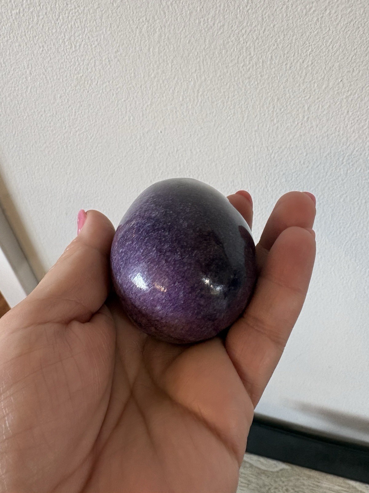 Vtg Deep Purple LEPIDOLITE Lavender Mica Polished Stone Egg Brass Stand
