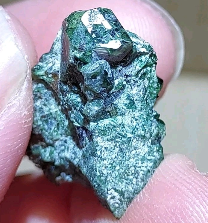 GORGEOUS ALEXANDRITE CHRYSOBERYL CLUSTER FROM ZIMBABWE