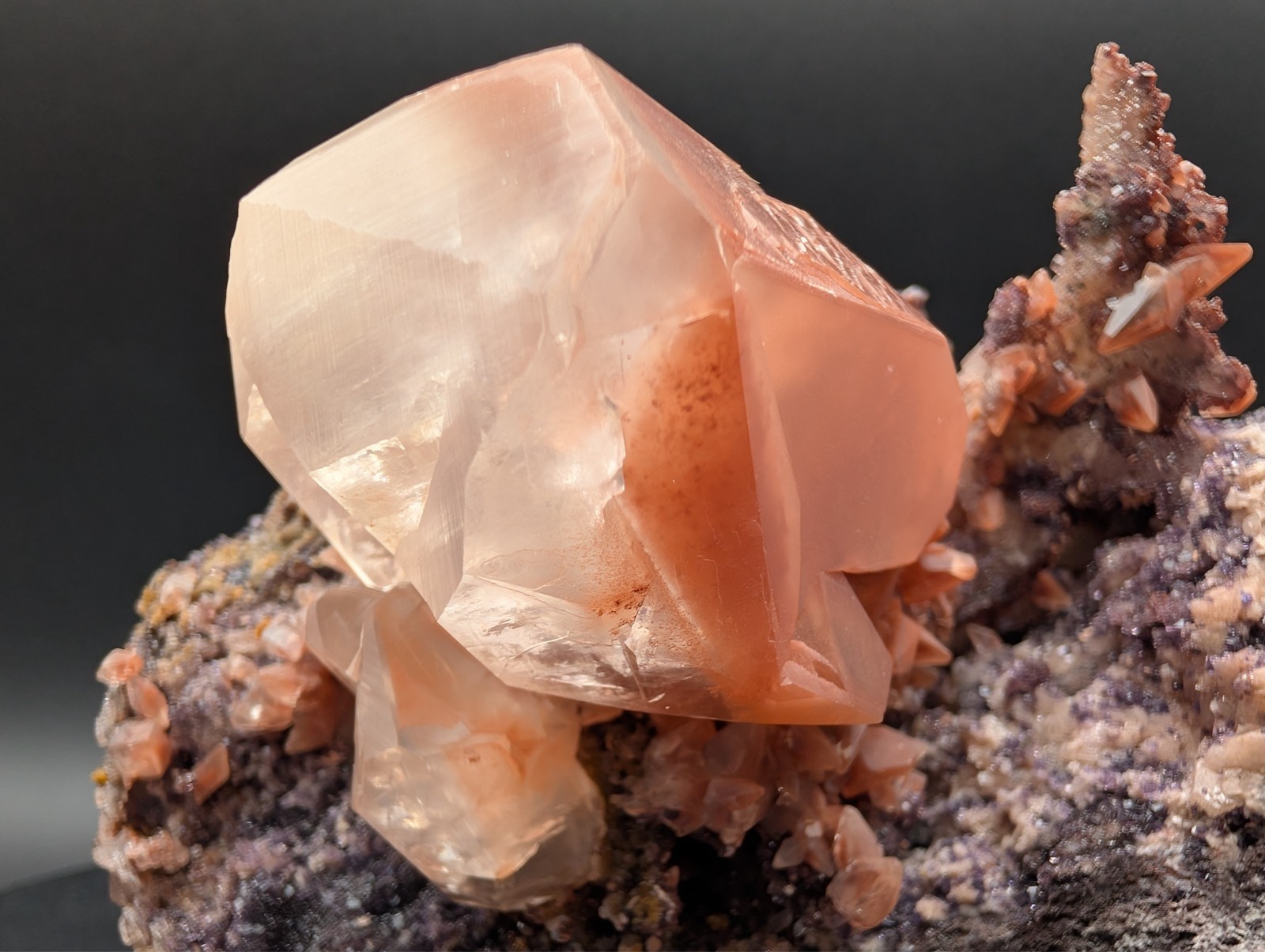 Calcite with Hematite – Hubei, China