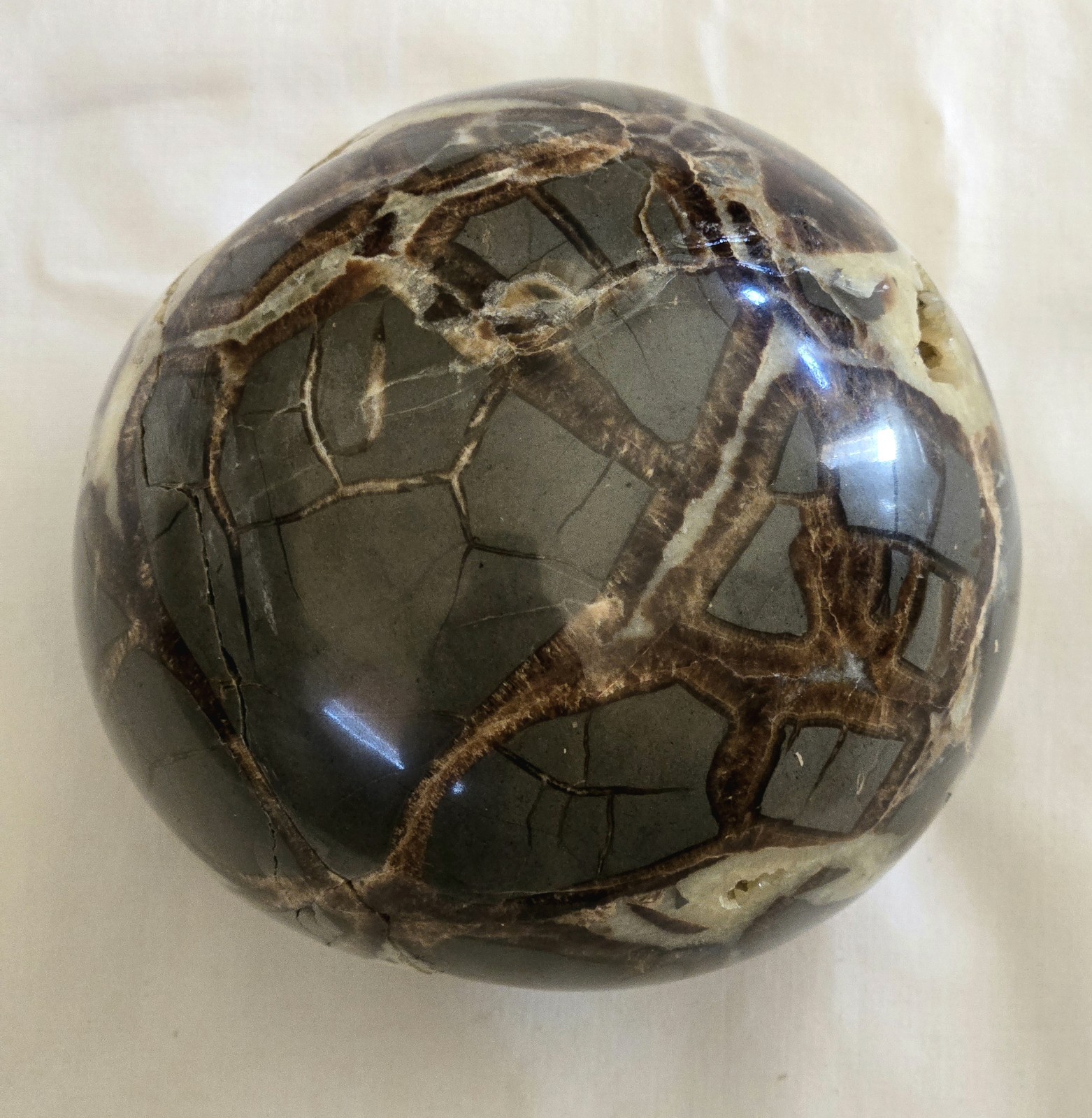 Geode Nodule Opened Polished 3 1/2″ Diameter Approximately Unbranded No Location