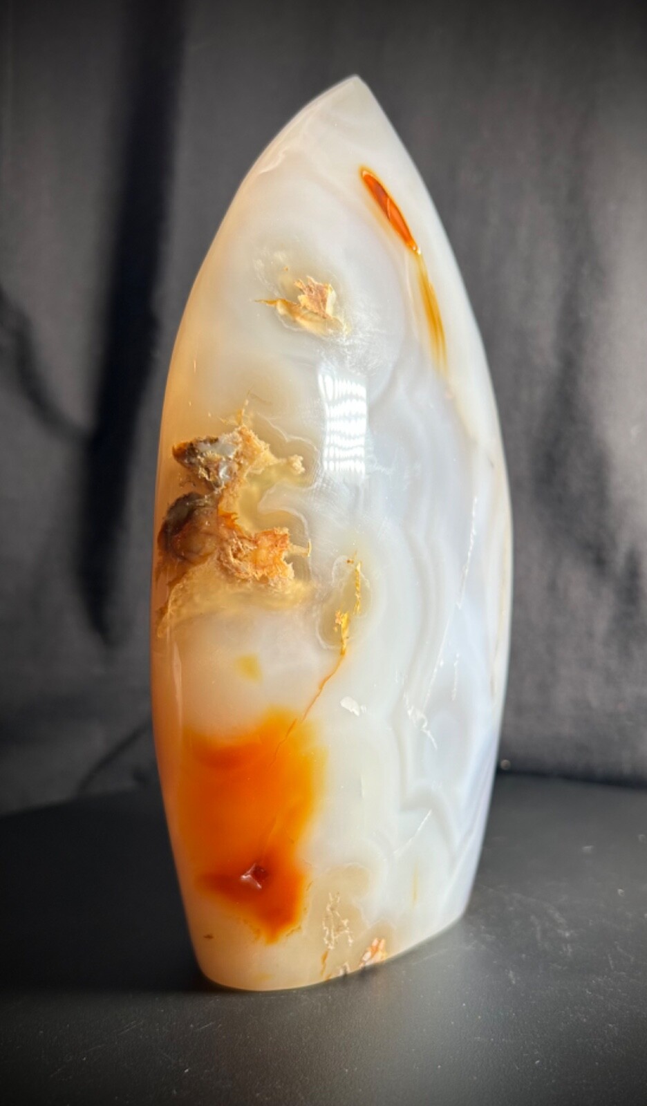 8″ Grey Agate Standing Freeform 4lb 1.6oz (1.859kg)