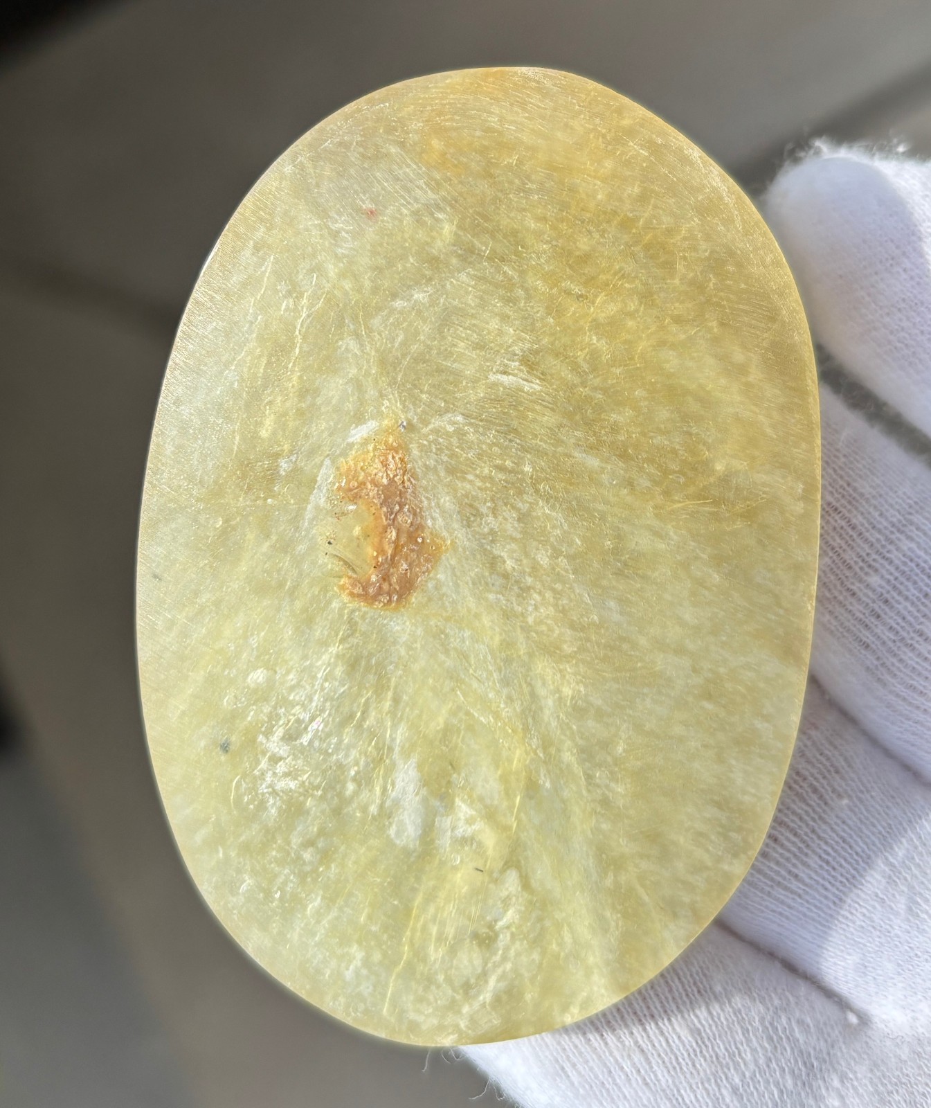 92g 2.74″ UNCOATED YELLOW GOLDEN GOLD MICA PALMSTONE PALM STONE NON-LACQUERED