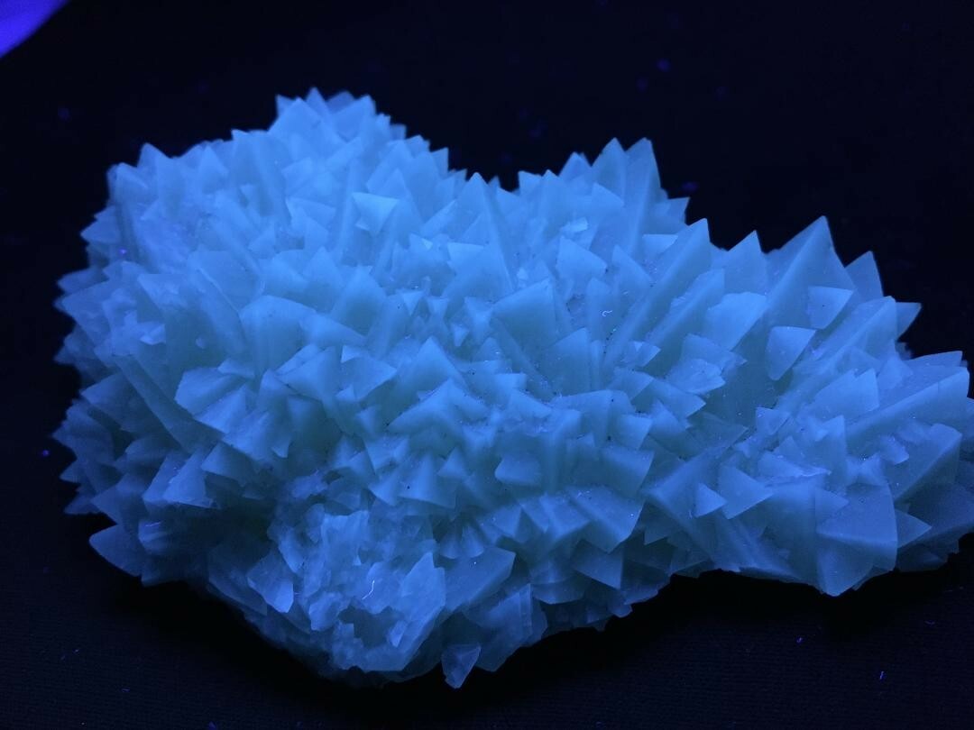 KB: BRIGHT!! FANTASTIC! CALCITE XLS. SW FL. YELLOW/WHITE SW & PHOS. FROM SPAIN