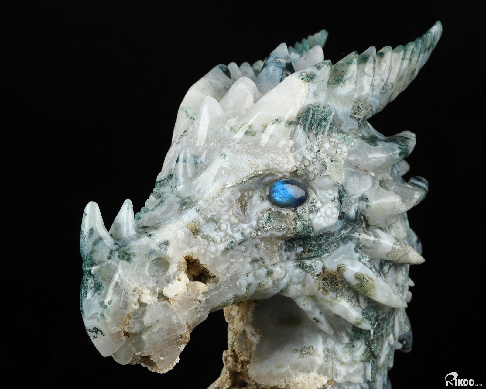6.9″ Green Moss Agate Carved Crystal Dragon & Labradorite Eyes , Realistic